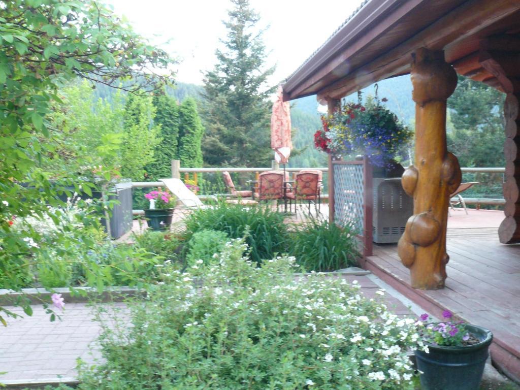 Hitching Post Resort Kelowna Rum bild